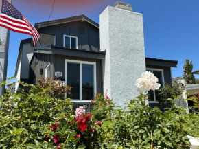 Urban Beach House- Downtown Huntington Beach